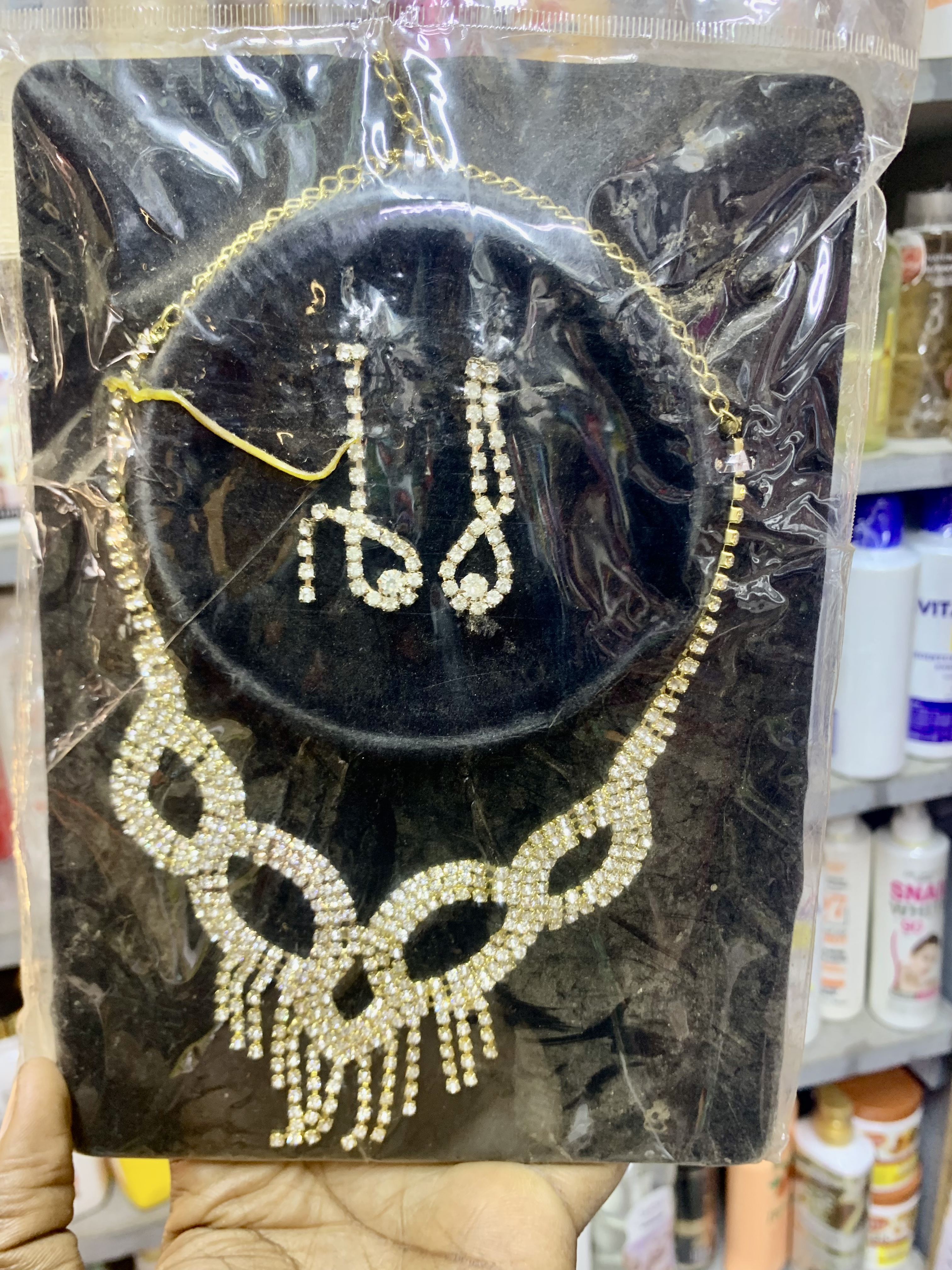 Collier 4