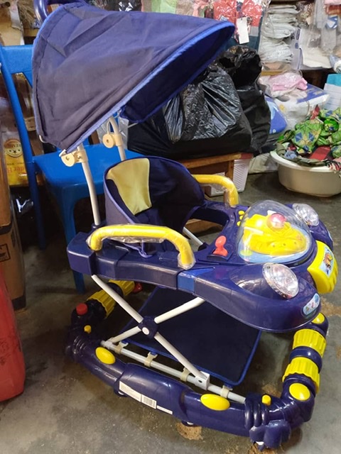 Chaise roulante bb