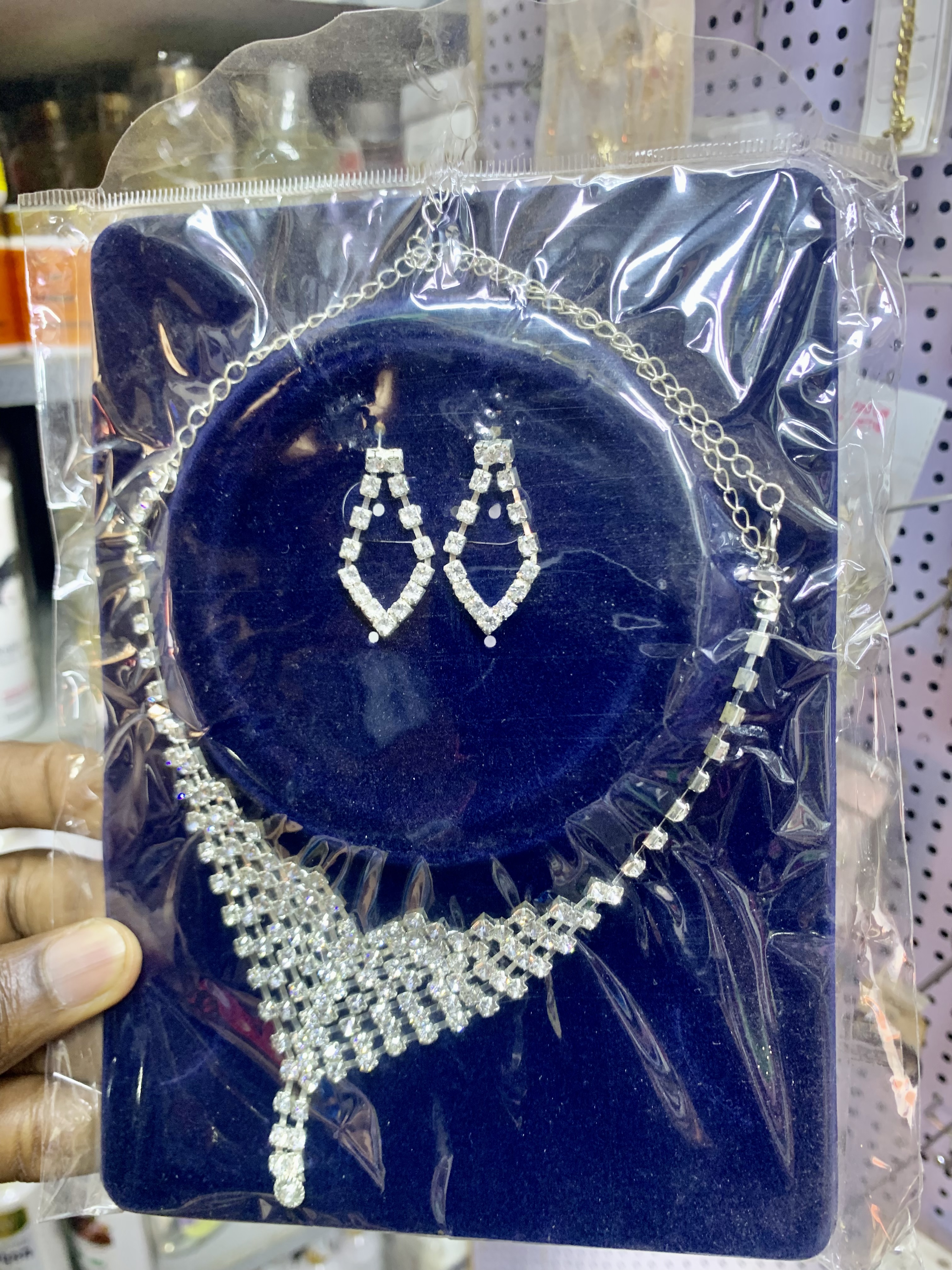 Collier 6