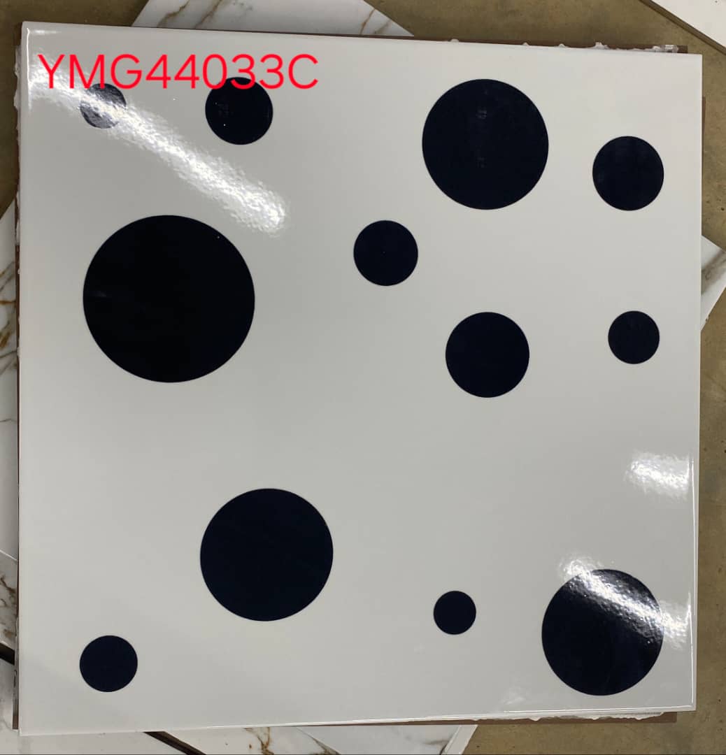 ´Carreaux40/40 un carton 
