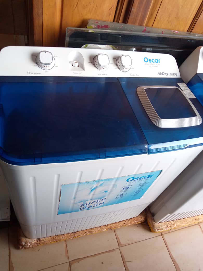 Machine a laver semi-automatique  10kg