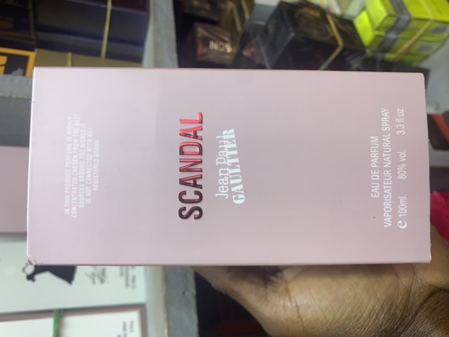 Parfums scandale !!!